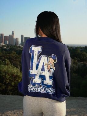 Bella Doña x Betty Boop x Los Angeles Dodgers Women's Boxy Crewneck Sweatshirt